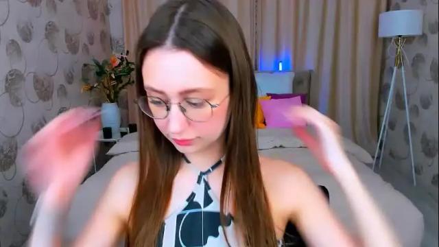 Image 2 of yourlovelystory Stream on Chaturbate on 2 months ago
