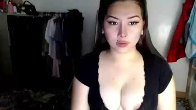 Thumbnail 1, yourlovetifannyx's Stream at Chaturbate, 1 month ago