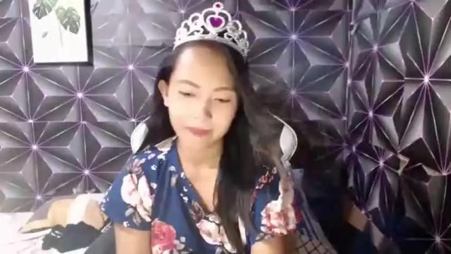 Image 7 of yourloving_maris Stream on Chaturbate on 17 months ago