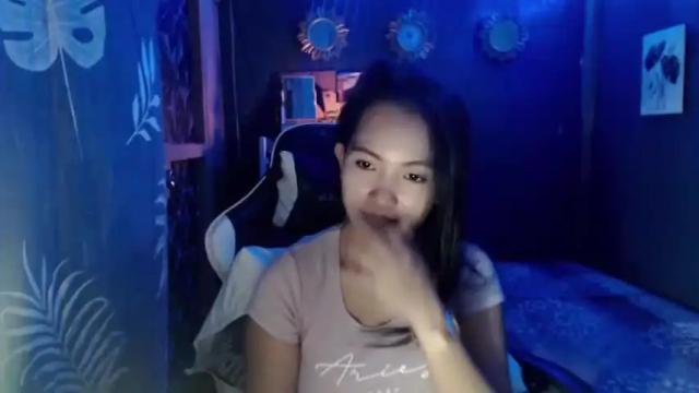 Image 10 of yourloving_maris Stream on Chaturbate on 16 months ago
