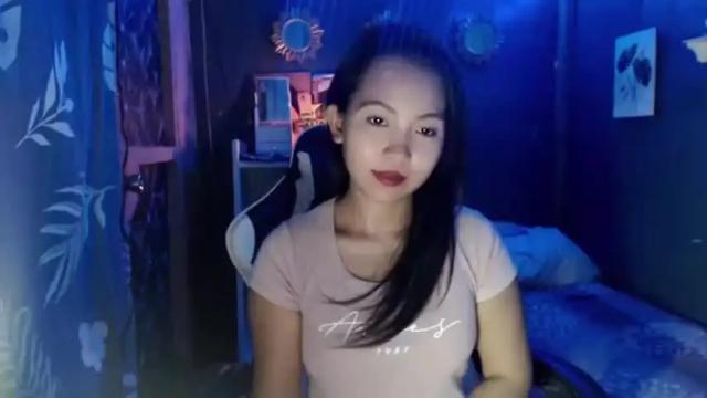Image 2 of yourloving_maris Stream on Chaturbate on 16 months ago