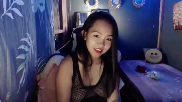 Image 8 of yourloving_maris Stream on Chaturbate on 15 months ago
