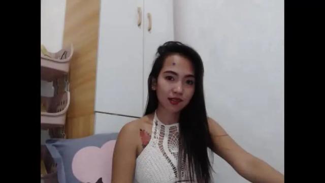 Image 3 of yourloving_maris Stream on Chaturbate on 2 months ago