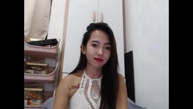 Image 11 of yourloving_maris Stream on Chaturbate on 2 months ago