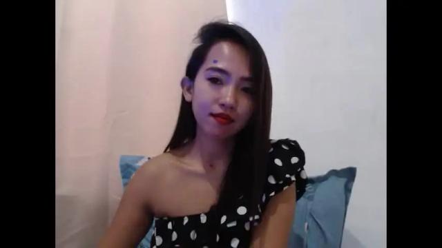 Image 3 of yourloving_maris Stream on Chaturbate on 2 months ago