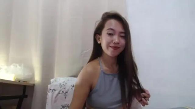 Image 10 of yourloving_maris Stream on Chaturbate on 19 hours ago
