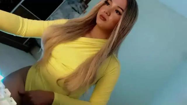 Image 10 of yourlovingpearl Stream on Chaturbate on 2 months ago