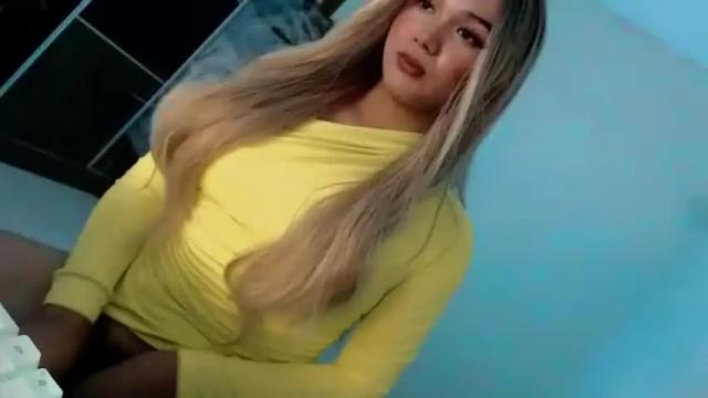 Image 11 of yourlovingpearl Stream on Chaturbate on 2 months ago
