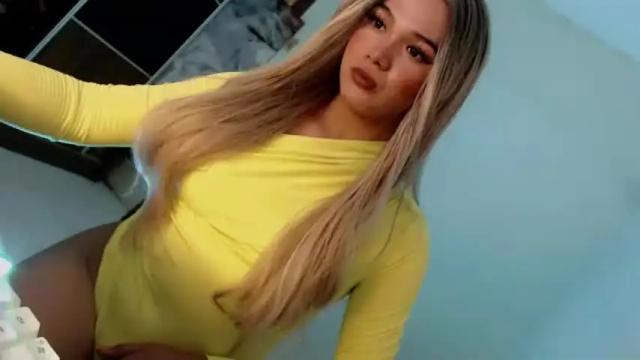 Image 4 of yourlovingpearl Stream on Chaturbate on 2 months ago