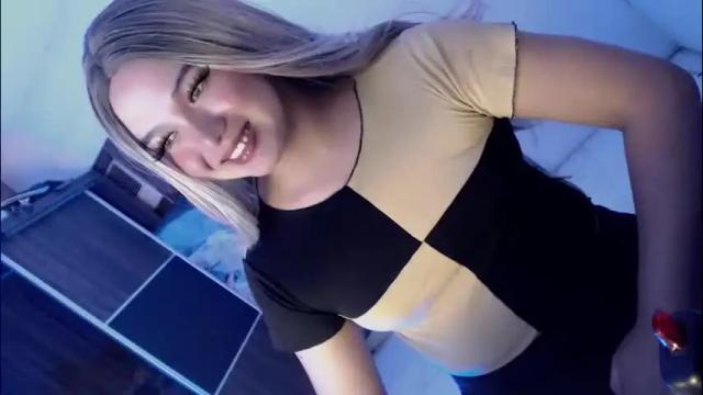 Image 2 of yourlovingpearl Stream on Chaturbate on 29 days ago