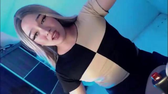 Image 7 of yourlovingpearl Stream on Chaturbate on 29 days ago