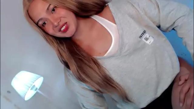 Image 11 of yourlovingpearl Stream on Chaturbate on 7 hours ago