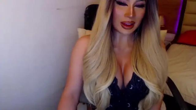 Image 7 of yourmistressofevil Stream on Chaturbate on 14 months ago