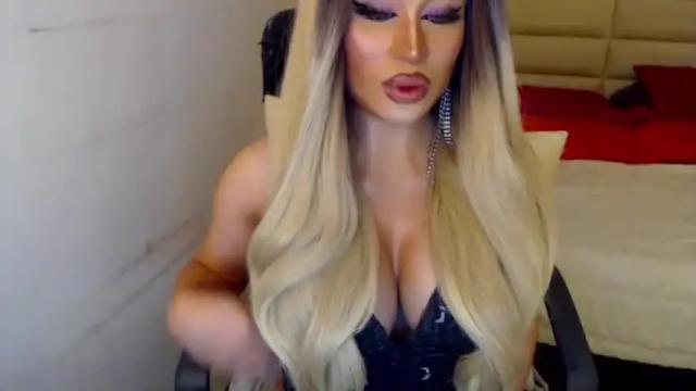 Image 11 of yourmistressofevil Stream on Chaturbate on 14 months ago