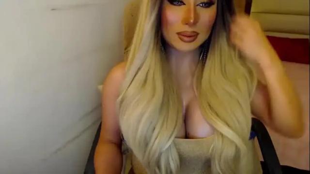 Image 3 of yourmistressofevil Stream on Chaturbate on 2 days ago