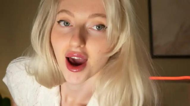 Image 7 of yournaughtymiss Stream on Chaturbate on 4 months ago