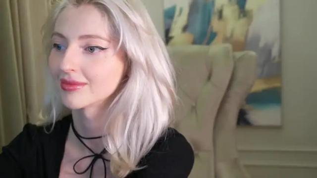 Image 8 of yournaughtymiss Stream on Chaturbate on 2 months ago