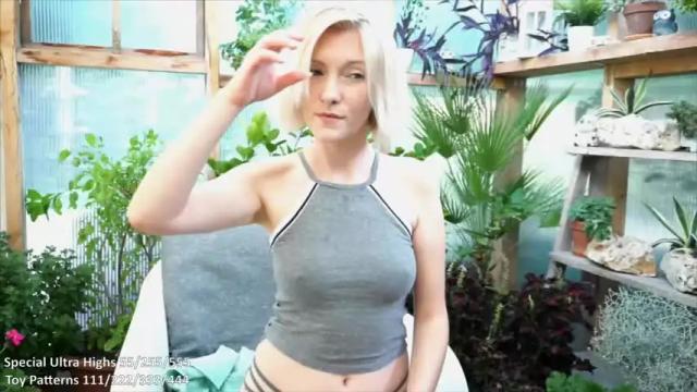 Image 3 of yournaughtypixie Stream on Chaturbate on 2 days ago