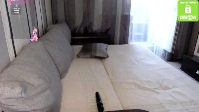 Image 3 of yourplanetoflove Stream on Chaturbate on 3 months ago