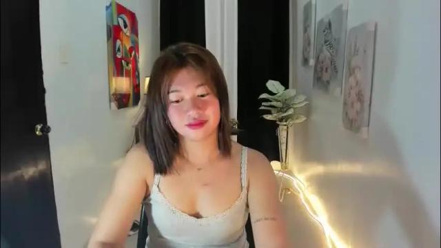 Image 3 of yourprettytrish Stream on Chaturbate on 2 months ago
