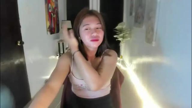 Image 7 of yourprettytrish Stream on Chaturbate on 1 month ago