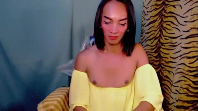 Image 7 of yourqueenofsuck Stream on Chaturbate on 2 months ago