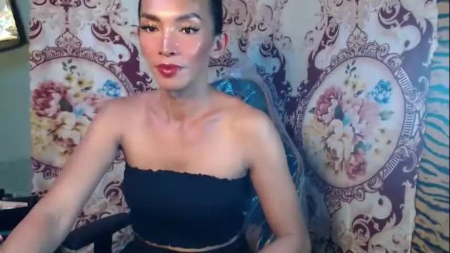 Image 2 of yourqueenofsuck Stream on Chaturbate on 1 month ago