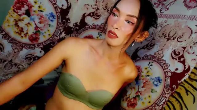 Image 11 of yourqueenofsuck Stream on Chaturbate on 1 month ago