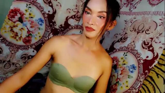 Image 12 of yourqueenofsuck Stream on Chaturbate on 1 month ago