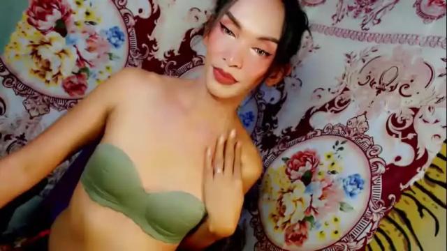 Image 4 of yourqueenofsuck Stream on Chaturbate on 1 month ago