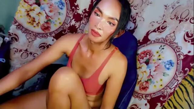 Image 2 of yourqueenofsuck Stream on Chaturbate on 1 month ago