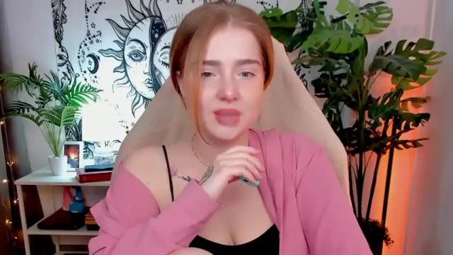 Image 10 of yourredsunshine Stream on Chaturbate on 17 months ago