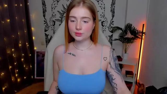 Image 8 of yourredsunshine Stream on Chaturbate on 17 months ago