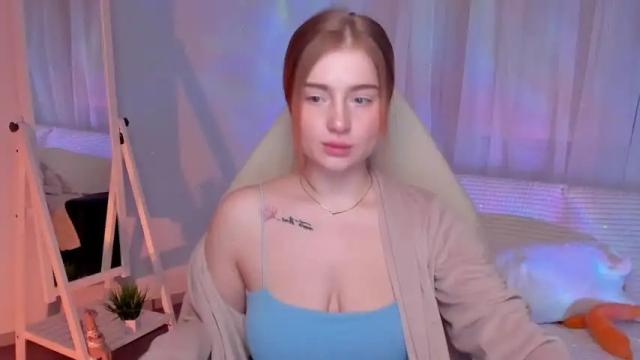 Image 7 of yourredsunshine Stream on Chaturbate on 17 months ago