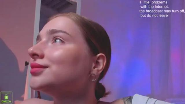 Image 7 of yourredsunshine Stream on Chaturbate on 17 months ago