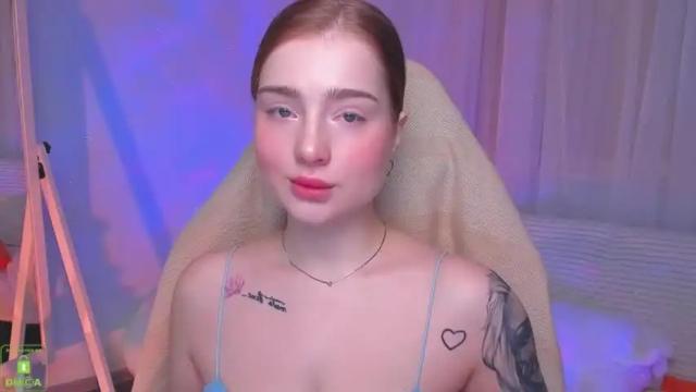 Image 2 of yourredsunshine Stream on Chaturbate on 15 months ago