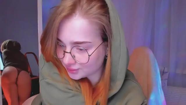 Image 12 of yourredsunshine Stream on Chaturbate on 16 months ago