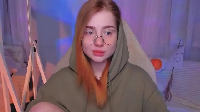 Image 4 of yourredsunshine Stream on Chaturbate on 16 months ago