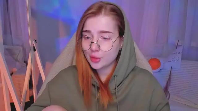 Image 8 of yourredsunshine Stream on Chaturbate on 16 months ago