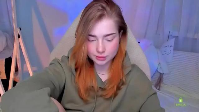 Image 7 of yourredsunshine Stream on Chaturbate on 16 months ago