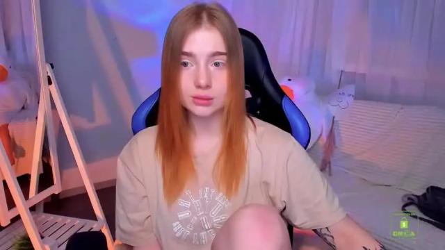 Image 7 of yourredsunshine Stream on Chaturbate on 16 months ago