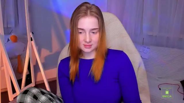 Image 3 of yourredsunshine Stream on Chaturbate on 16 months ago