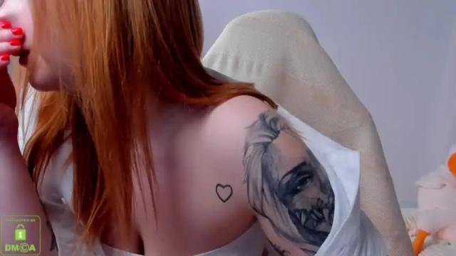 Image 3 of yourredsunshine Stream on Chaturbate on 13 months ago