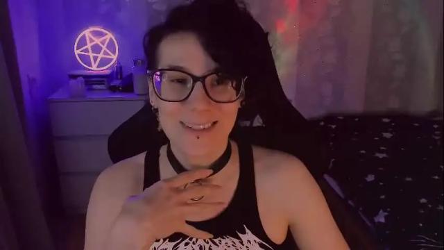 Image 4 of yourscosmic Stream on Chaturbate on 1 month ago
