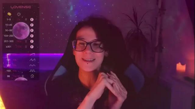 Image 10 of yourscosmic Stream on Chaturbate on 23 days ago