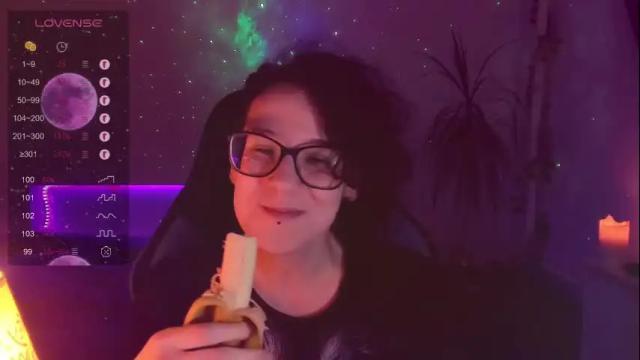 Image 6 of yourscosmic Stream on Chaturbate on 23 days ago