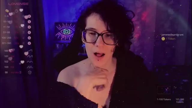 Image 3 of yourscosmic Stream on Chaturbate on 4 days ago