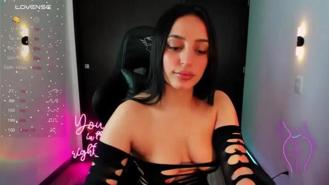 Image 8 of yoursecretcrush_ Stream on Chaturbate on 21 months ago