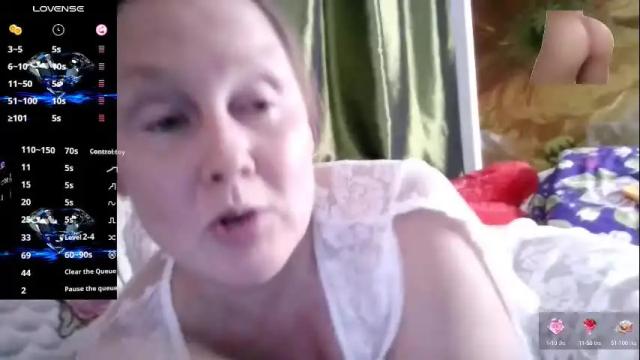 Image 10 of yoursexkroshka Stream on Chaturbate on 1 month ago