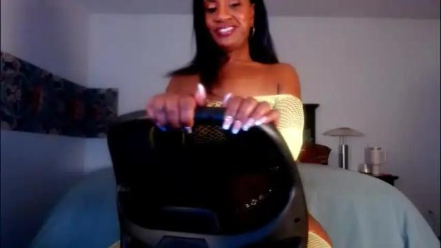 Image 2 of yoursexymorgan Stream on Chaturbate on 1 month ago